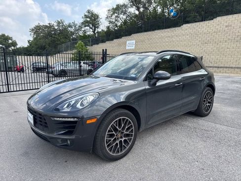 Used 2018 Porsche Macan Sport Edition AWD/4WD image 1
