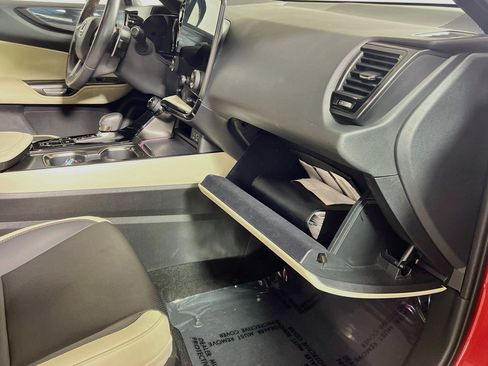 Used 2024 Lexus NX 250 FWD w/ Cold Area Package image 35