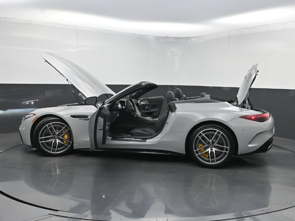 Used 2022 Mercedes-Benz SL 63 AMG 4MATIC image 35
