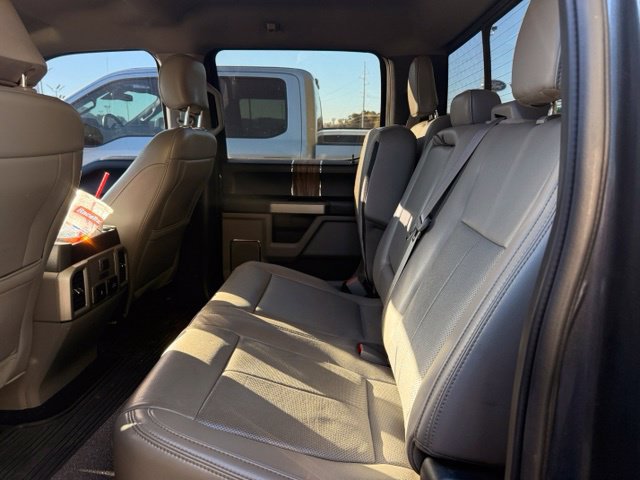 Used 2019 Ford F150 Lariat w/ Equipment Group 502A Luxury AWD/4WD image 17