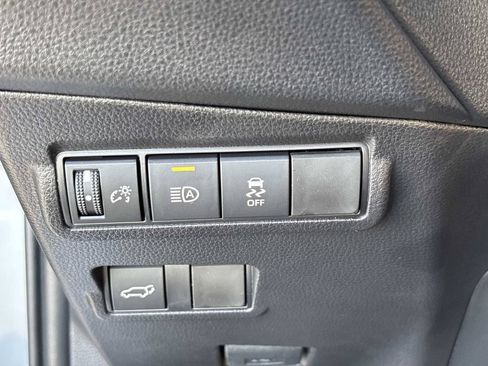 New 2026 Toyota Corolla Cross XLE FWD image 31