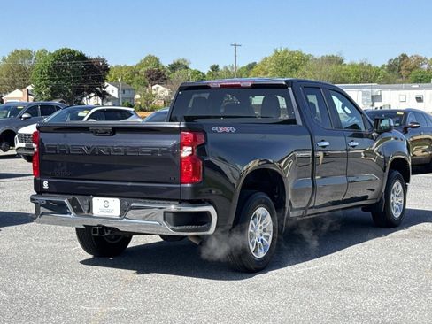 Used 2023 Chevrolet Silverado 1500 LT w/ LPO, Dark Essentials Package AWD/4WD image 26