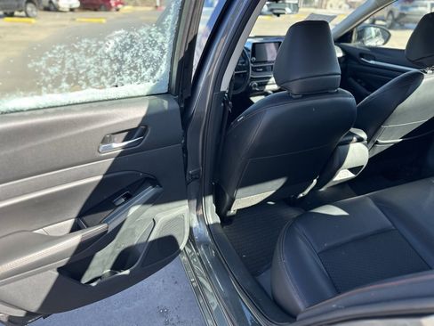 Used 2023 Nissan Altima 2.5 SR image 12