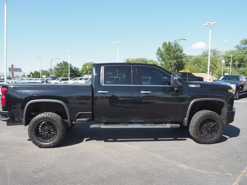 Used 2020 Chevrolet Silverado 2500 High Country AWD/4WD image 8