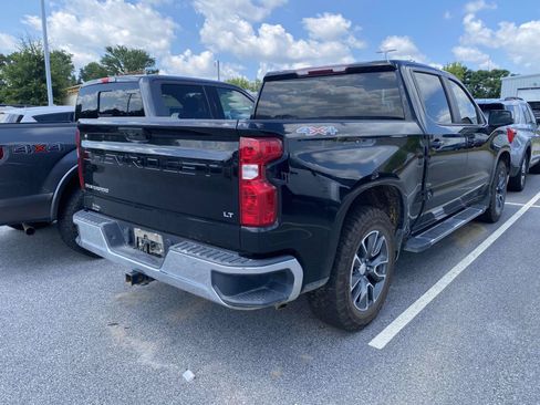 Used 2023 Chevrolet Silverado 1500 LT w/ Protection Package AWD/4WD image 6