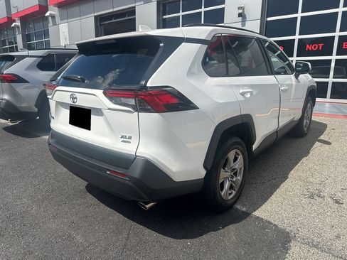 Used 2025 Toyota RAV4 XLE w/ Weather Package AWD/4WD image 6