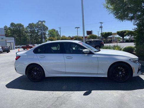 Used 2022 BMW 330i xDrive Sedan w/ Driving Assistance Package AWD/4WD image 9