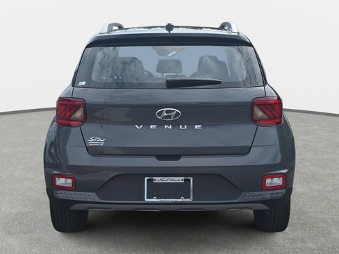 New 2026 Hyundai Venue SEL FWD image 6