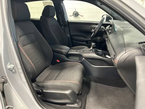 Used 2024 Honda HR-V Sport image 14