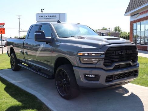 New 2026 RAM 2500 Laramie w/ Night Edition AWD/4WD image 5