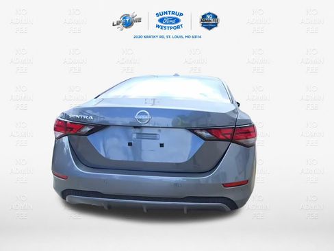 Used 2025 Nissan Sentra SV FWD image 2