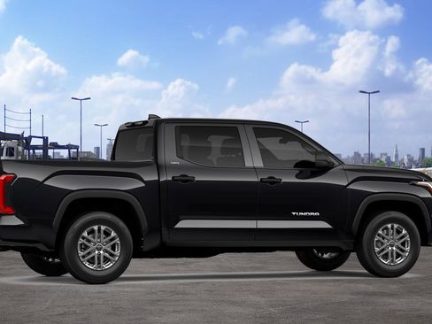 New 2026 Toyota Tundra SR5 w/ SR5 Premium Package AWD/4WD image 11