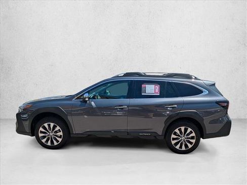 Used 2025 Subaru Outback Touring w/ Tech Package 2 AWD/4WD image 8
