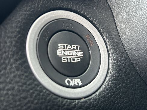Used 2022 RAM 1500 Big Horn AWD/4WD image 19