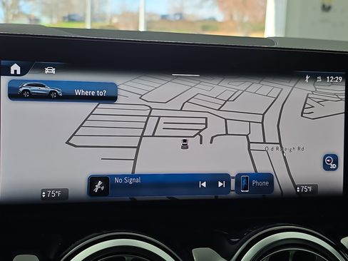 Used 2025 Mercedes-Benz GLA 250 image 22