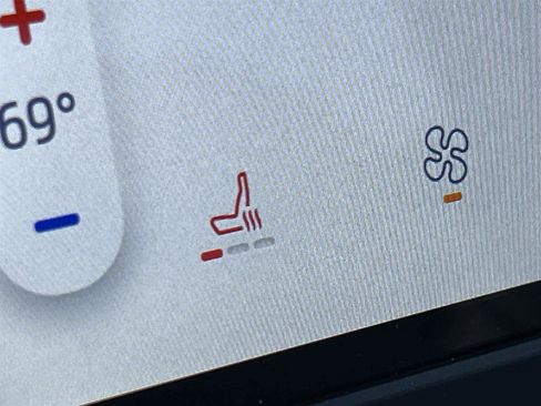 Used 2023 Ford Edge SEL image 23