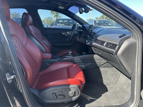 Used 2020 Audi S4 Premium Plus w/ Premium Plus Package image 7