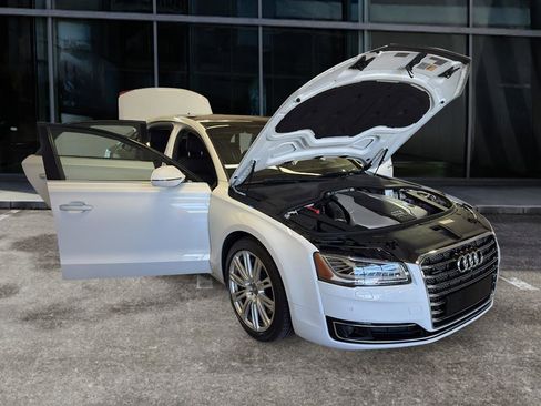 Used 2016 Audi A8 L TDI w/ Executive Package image 8