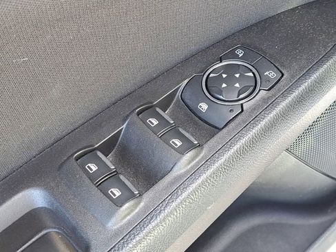 Used 2020 Ford Fusion SE image 18