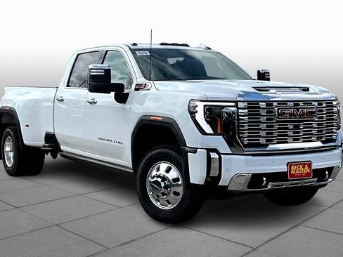 Used 2025 GMC Sierra 3500 Denali w/ Denali Reserve Package image 2