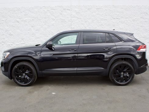 New 2026 Volkswagen Atlas Cross Sport SE AWD/4WD image 4