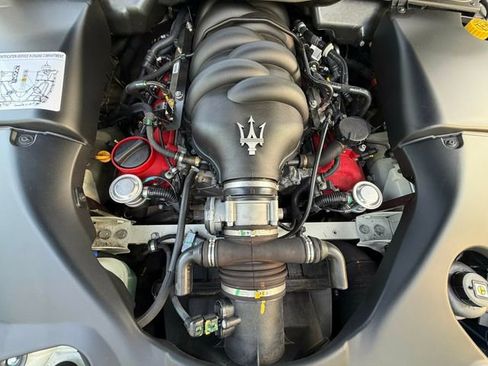 Used 2013 Maserati GranTurismo Coupe RWD image 46