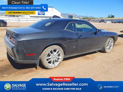 Used 2022 Dodge Challenger GT AWD/4WD image 4