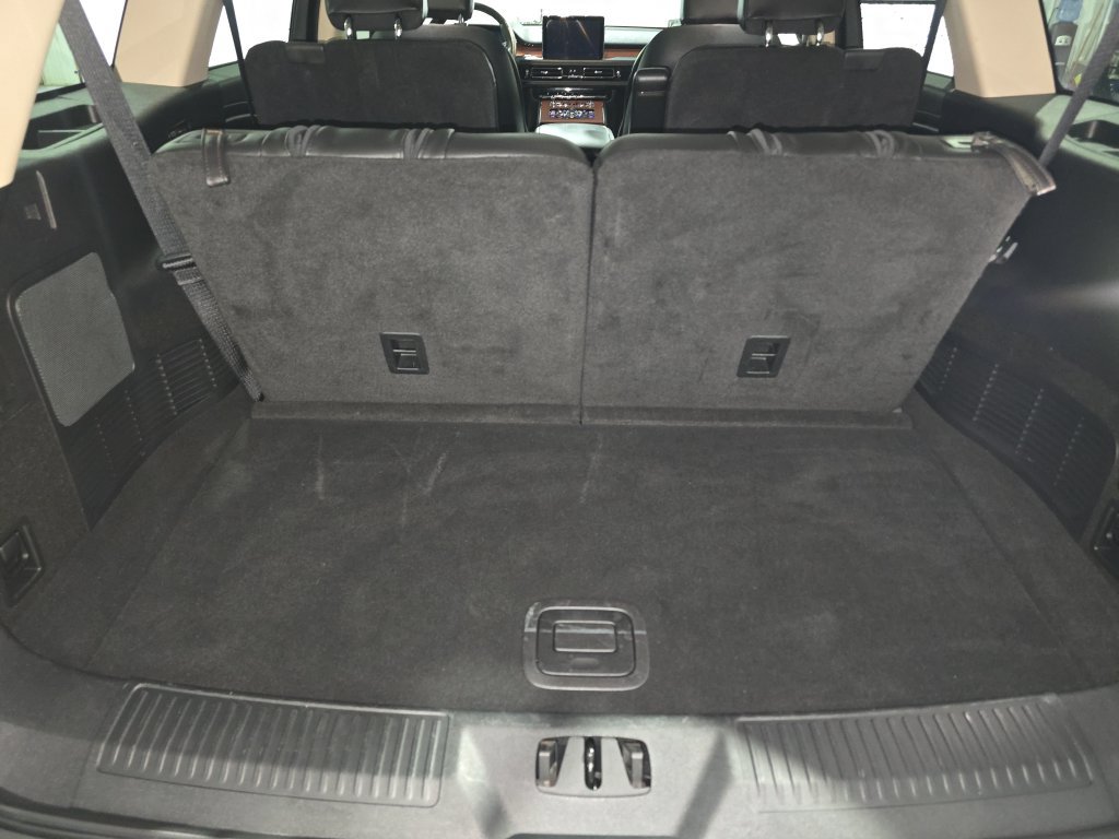 Used 2022 Lincoln Aviator Reserve w/ Elements Package Plus AWD/4WD image 9