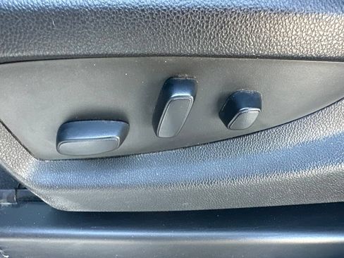 Used 2019 Chevrolet Silverado 2500 LT w/ All Star Edition RWD image 6