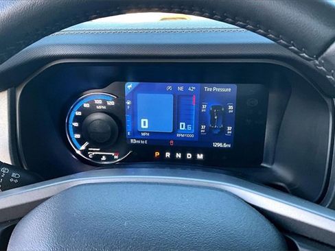 Used 2024 Ford Bronco Badlands image 13