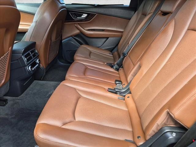 Used 2017 Audi Q7 3.0T Prestige AWD/4WD image 20