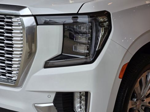 Used 2024 GMC Yukon Denali w/ LPO, Floor Liner Package image 8