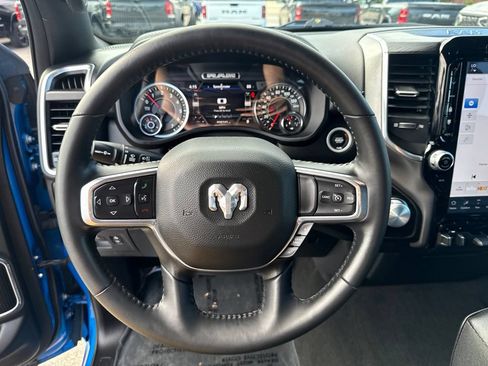 Used 2023 RAM 1500 Laramie AWD/4WD image 10