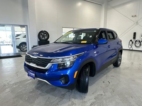 Used 2022 Kia Seltos LX image 10