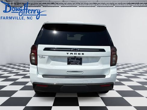 Used 2023 Chevrolet Tahoe Z71 w/ Luxury Package AWD/4WD image 4