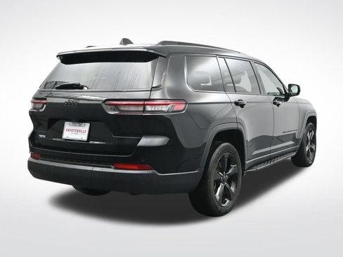 Used 2023 Jeep Grand Cherokee L Laredo AWD/4WD image 5