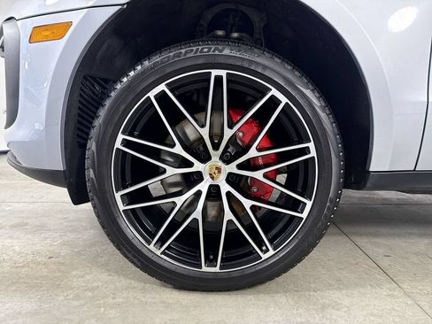 Certified 2026 Porsche Macan S AWD/4WD image 13