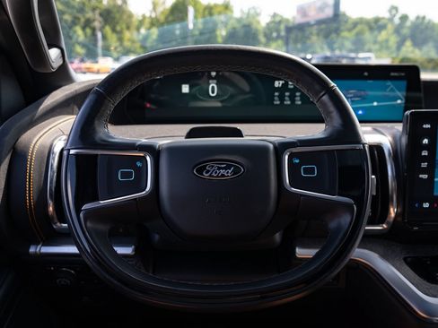 Used 2025 Ford Expedition Tremor AWD/4WD image 49