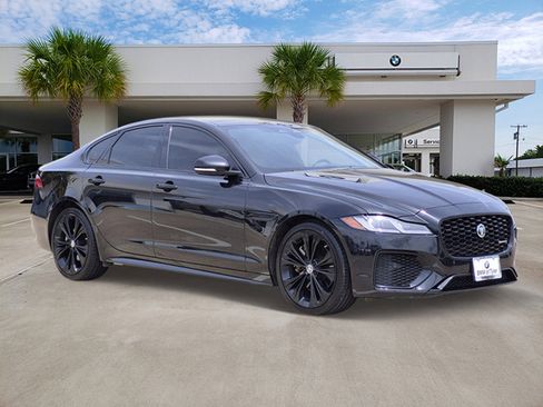 Used 2024 Jaguar XF R-Dynamic SE image 3