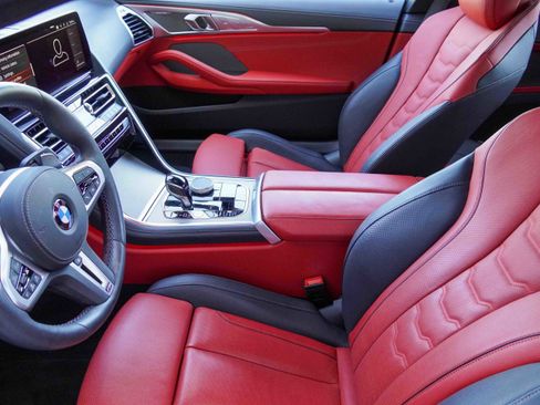 Certified 2025 BMW M850i xDrive Coupe image 11