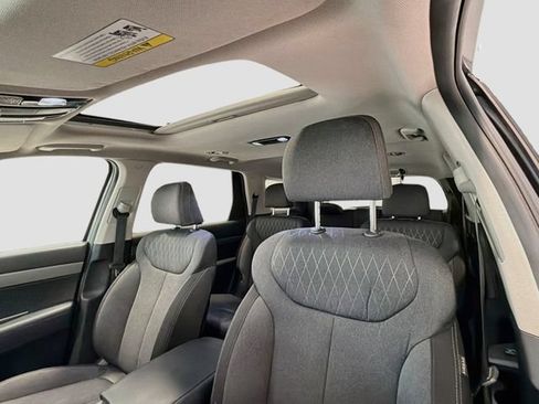 Used 2022 Hyundai Palisade SEL FWD image 17