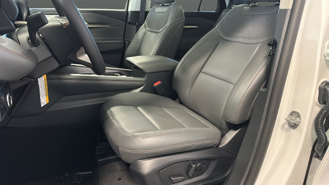 New 2026 Ford Explorer Active w/ Active Comfort Package AWD/4WD image 9