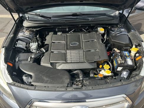 Used 2015 Subaru Outback 3.6R Limited image 25