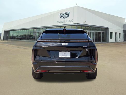 Used 2024 Cadillac Lyriq Sport RWD image 5