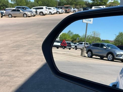 Used 2025 Kia K4 LXS image 19