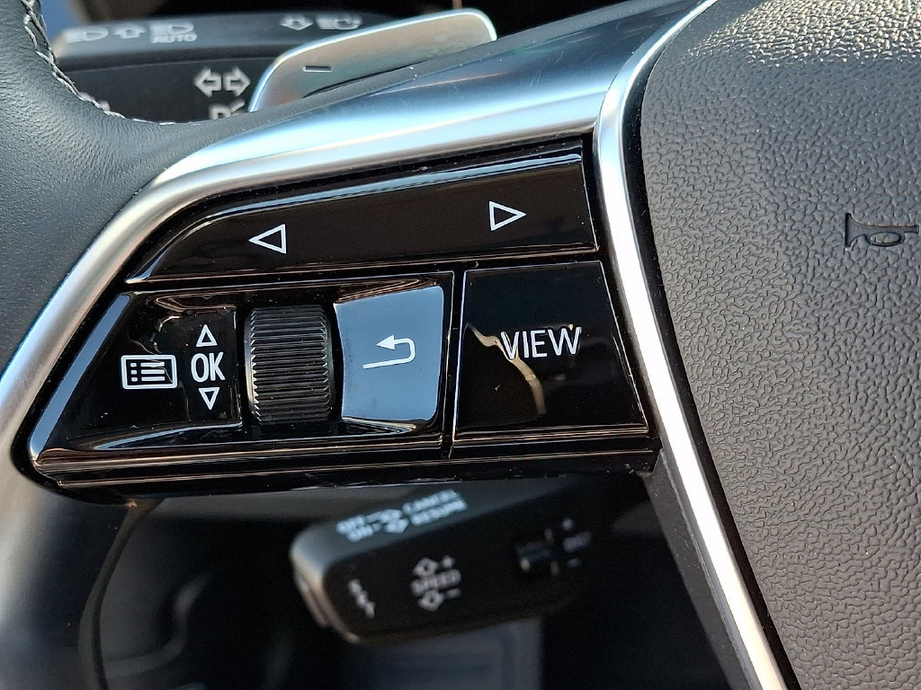 Certified 2023 Audi e-tron Premium Plus AWD/4WD image 23