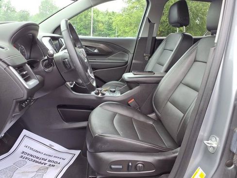 Used 2023 GMC Terrain SLT w/ Tech Package AWD/4WD image 21