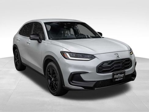 New 2027 Honda HR-V Sport image 2