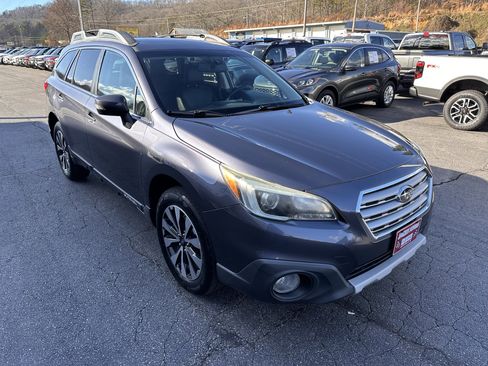 Used 2016 Subaru Outback 2.5i Limited image 4
