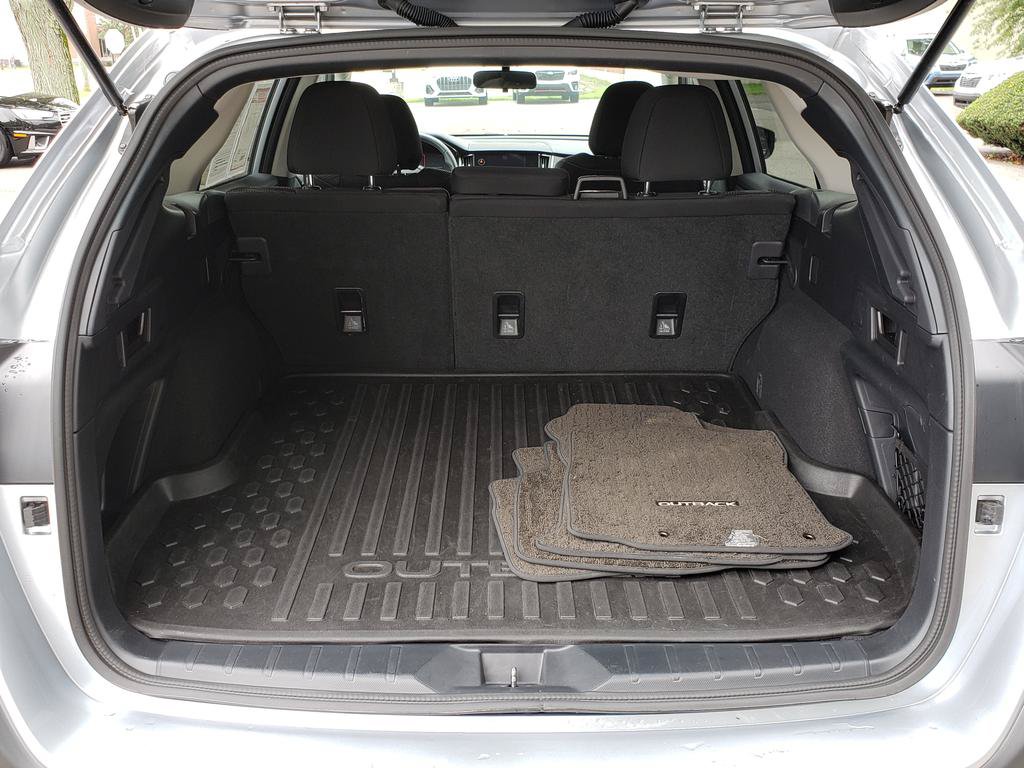 Used 2024 Subaru Outback Premium AWD/4WD image 14